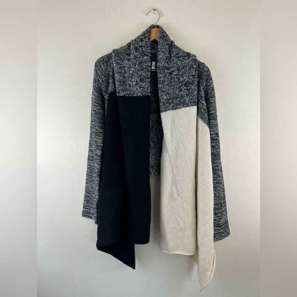 NWT BcbgMaxAzria Wool Cashmere Modern Cool Zipped Oversized Sweater Cardigan - Picture 10 of 15
